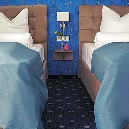 Arthotel Hotel 2*