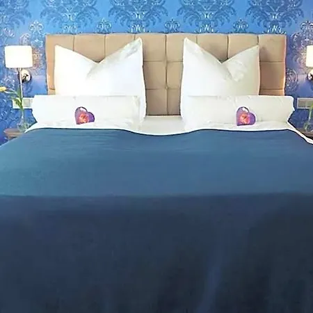 Arthotel 2*